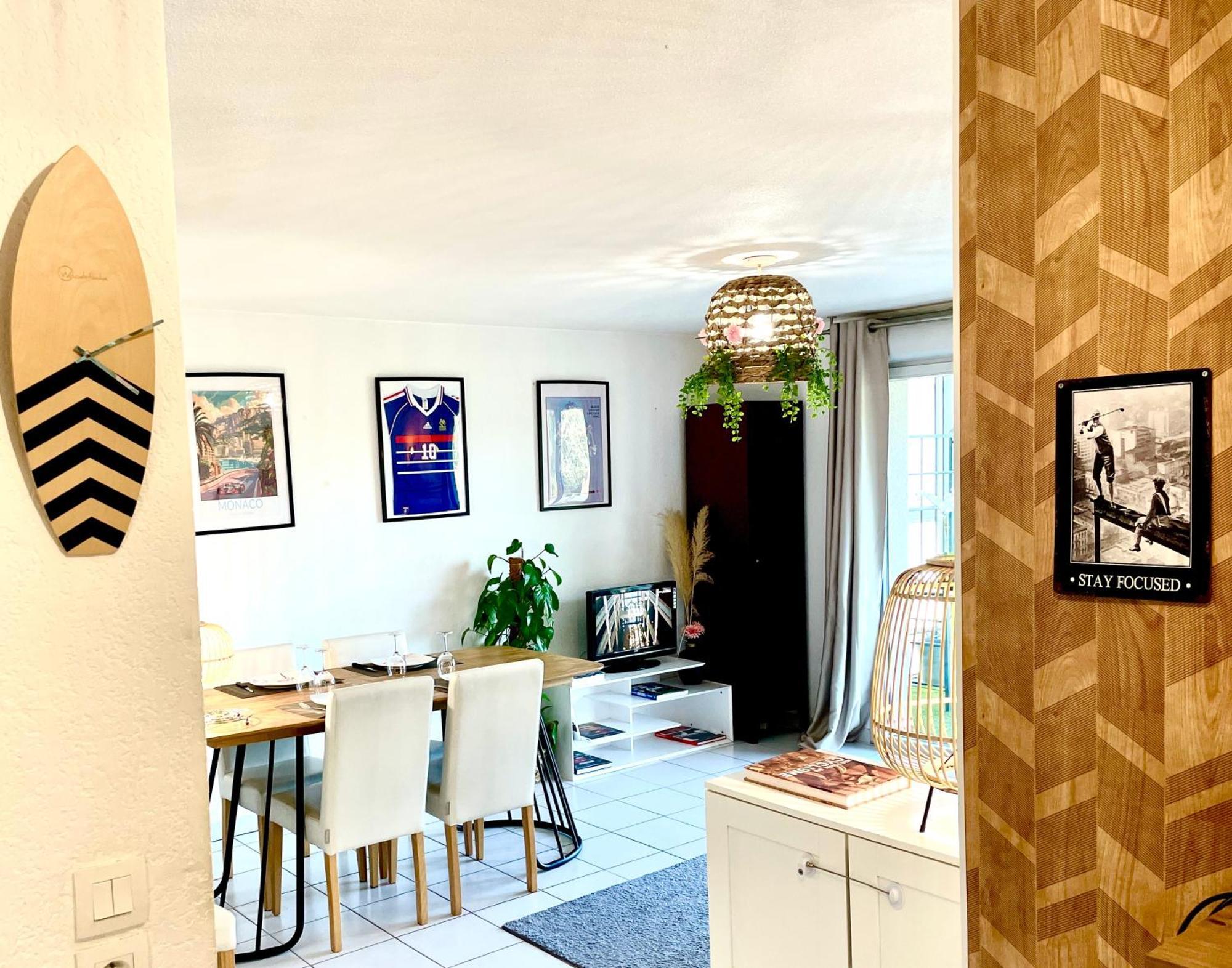 Bel Appartement T3 de 60m2 avec Parking, Terrasse, proche du Métro et du Périph Tolosa Esterno foto