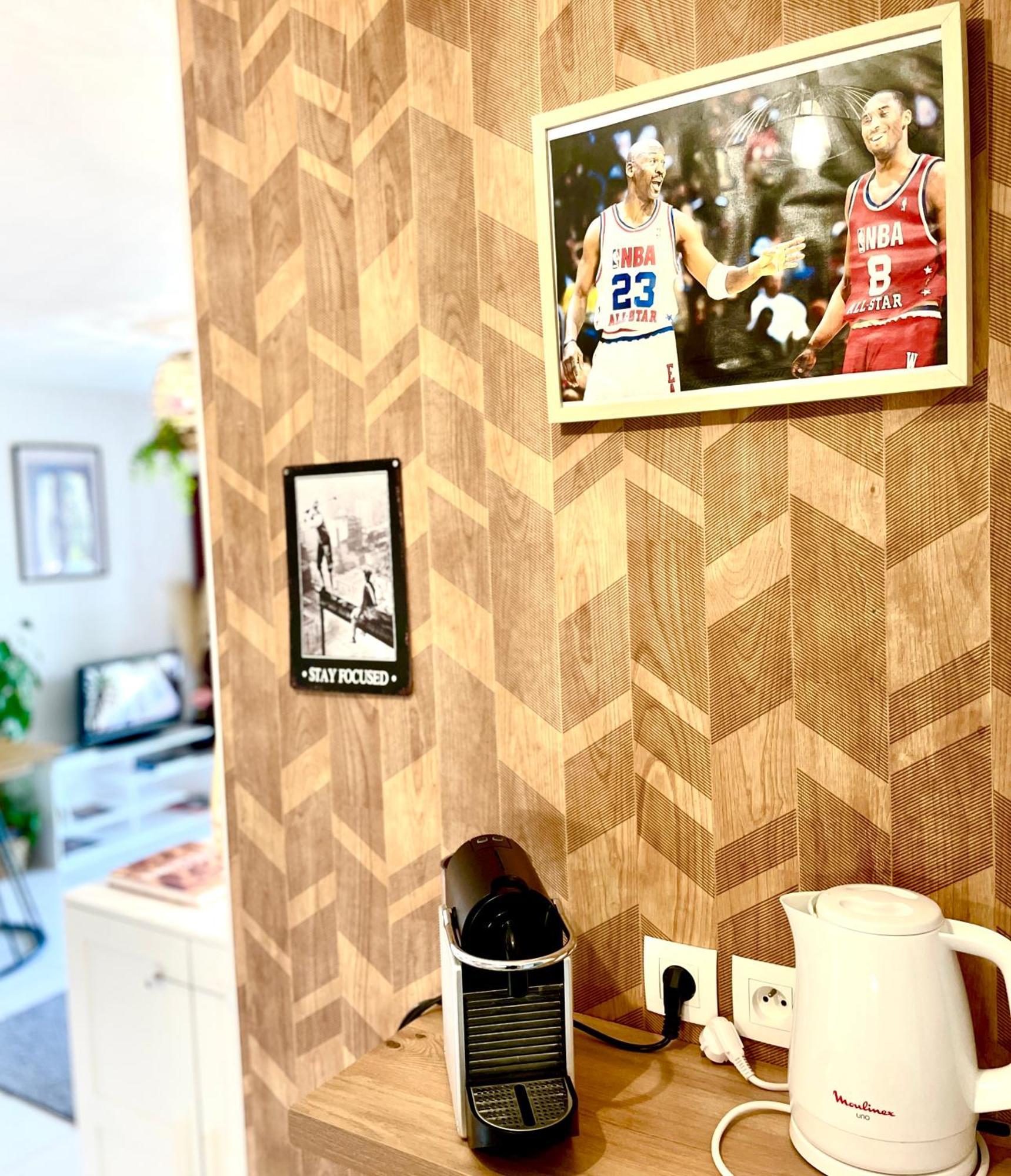 Bel Appartement T3 de 60m2 avec Parking, Terrasse, proche du Métro et du Périph Tolosa Esterno foto